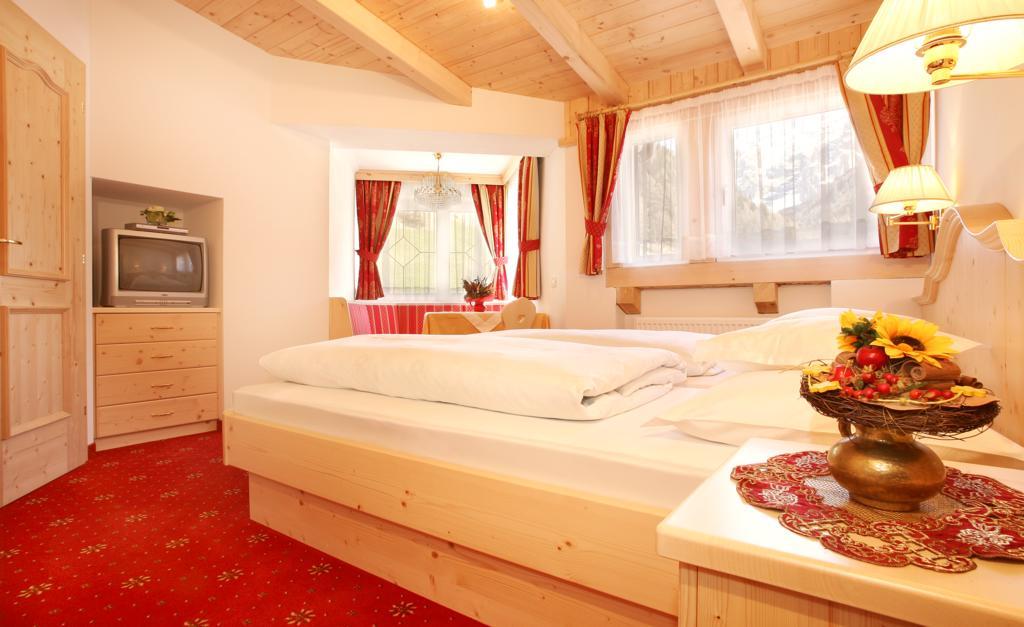 Garni B&B Schenk Selva di Val Gardena Pokój zdjęcie