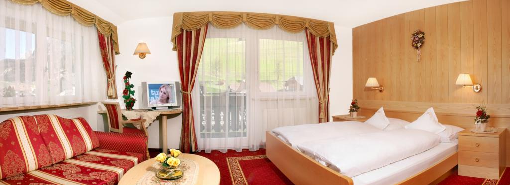 Garni B&B Schenk Selva di Val Gardena Pokój zdjęcie